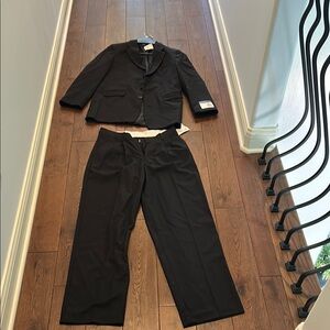 Perry Ellis Black Pantsuit Elegant and Timeless